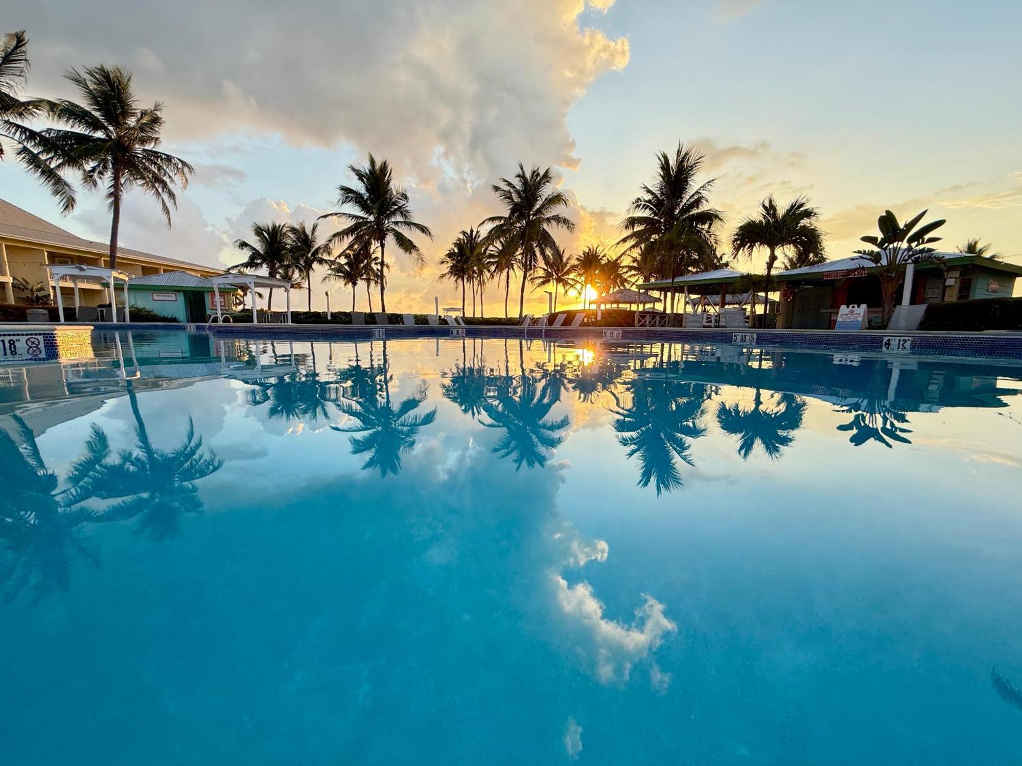 The Grand Caymanian Resort George Town Luaran gambar